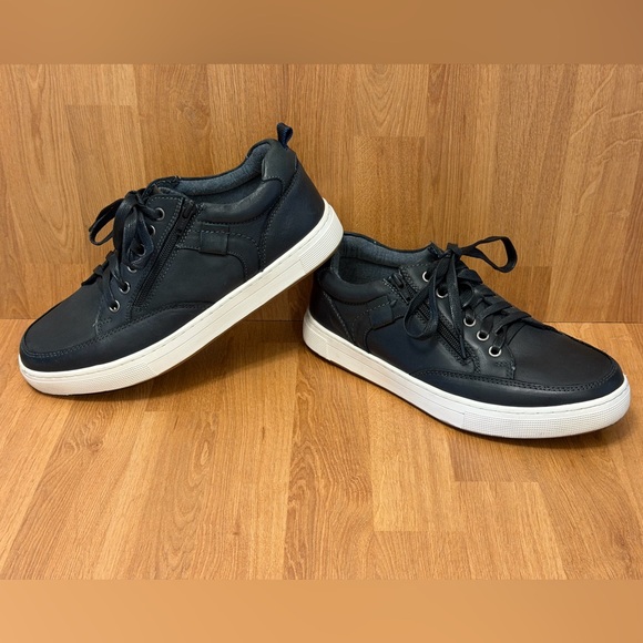 Propét Men’s Black Leather Sneakers US 8.5 | Comfort Shoes - Picture 1 of 7